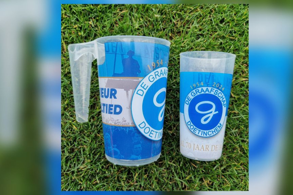 Nieuwe bierbekers De Graafschap houden gemoederen bezig