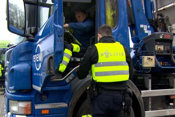 23 overtredingen bij controle afvalstoftransport Winterswijk