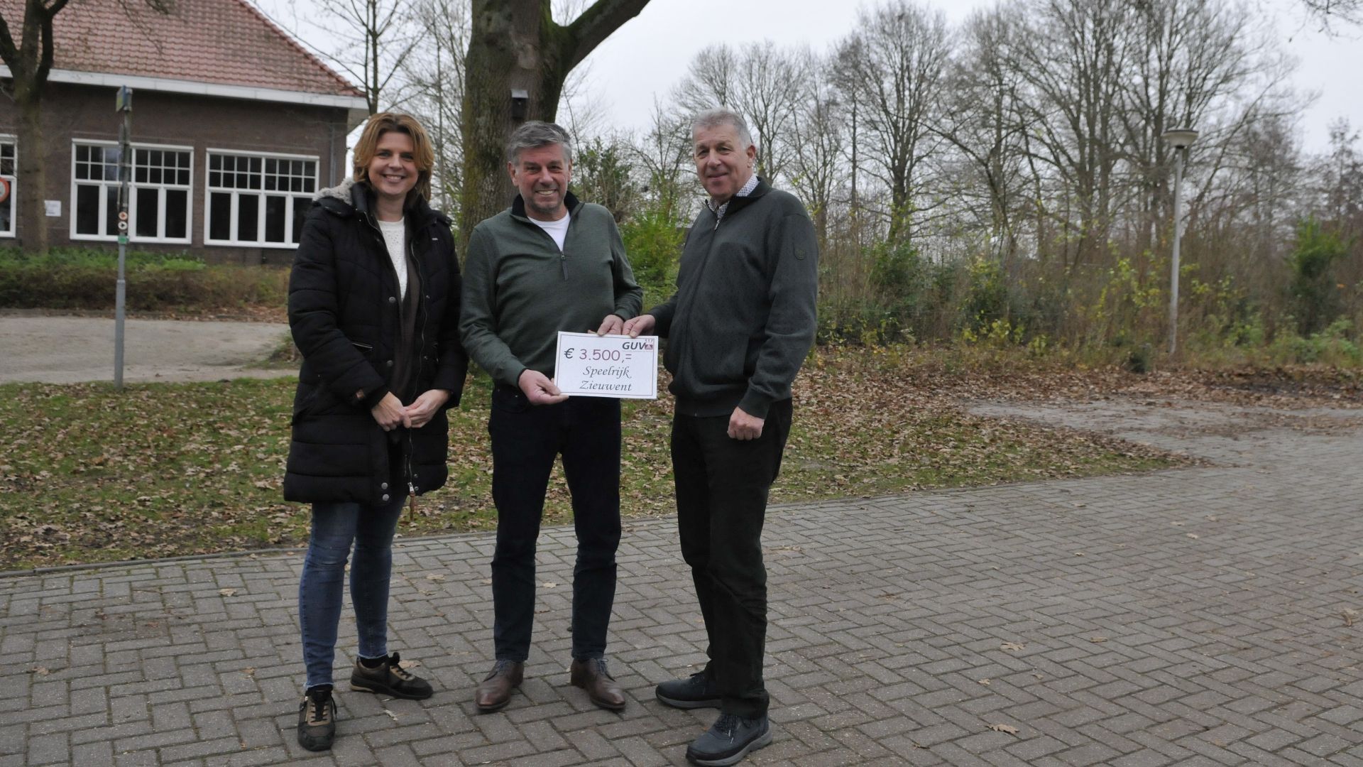 ‘Speelrijk Zieuwent’ ontvangt donatie uit Goede Doelenfonds