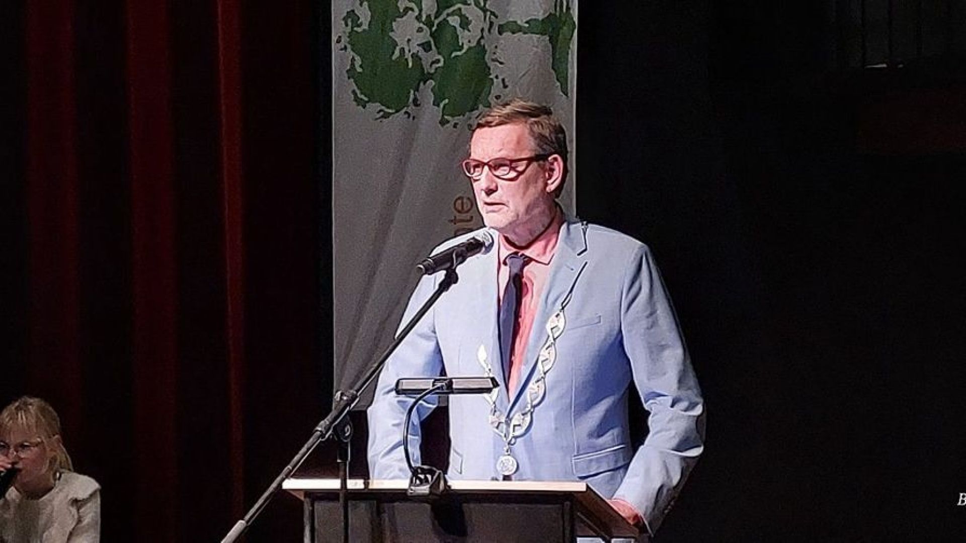 Burgemeester Stapelkamp spreekt inwoners hoop en moed in tijdens nieuwjaarsrede